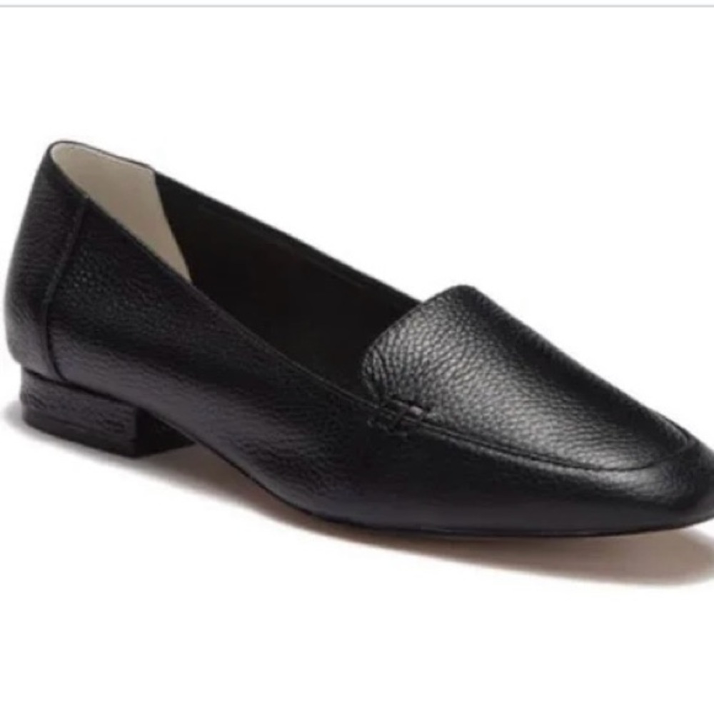 Bettye Muller Vali Black Leather Women's Loafers